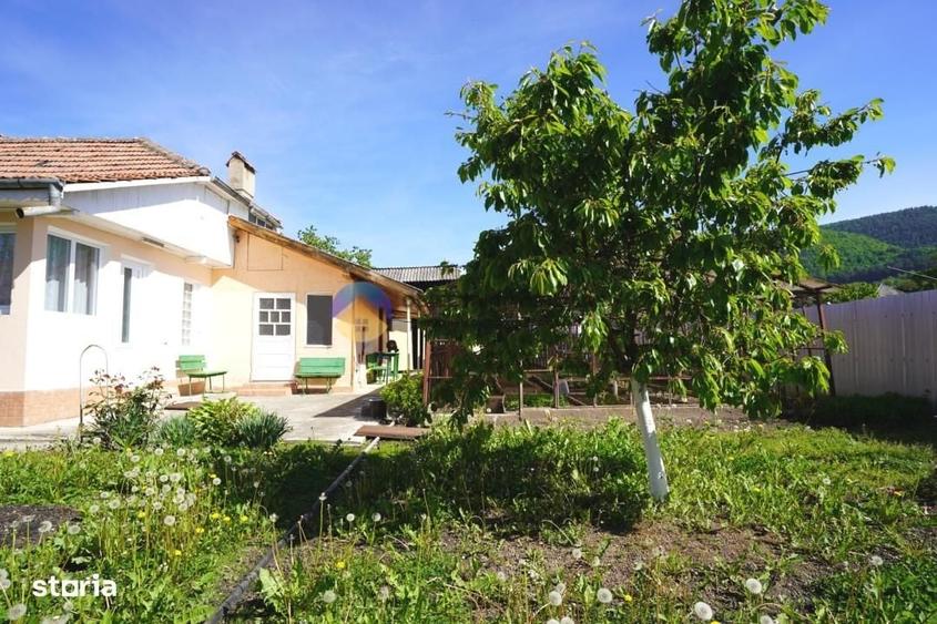 Casă cu 3 camere cu Teren 851 Mp în Bistrița