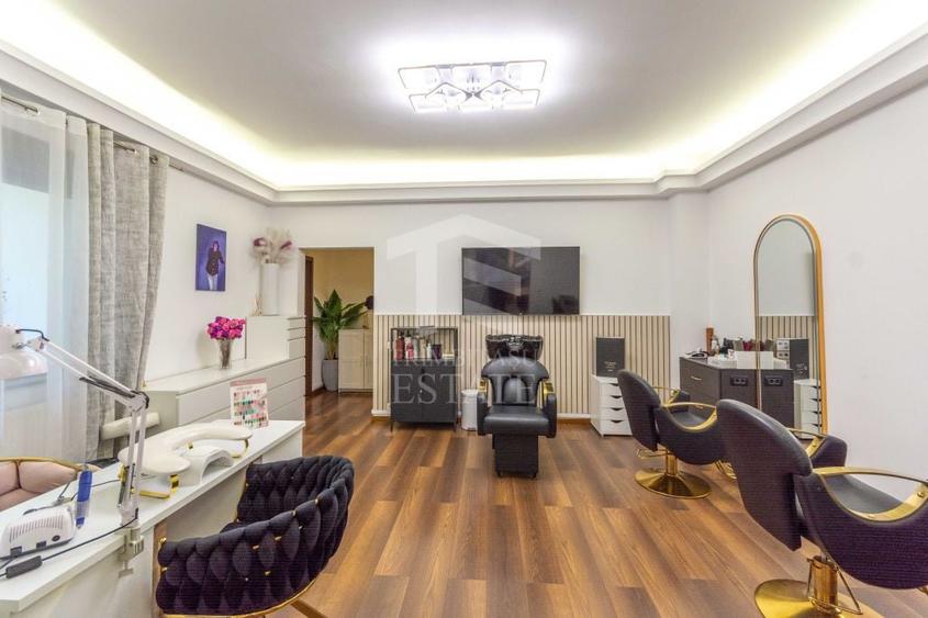 Apartament cu 5 camere semidecomandat în Kiseleff