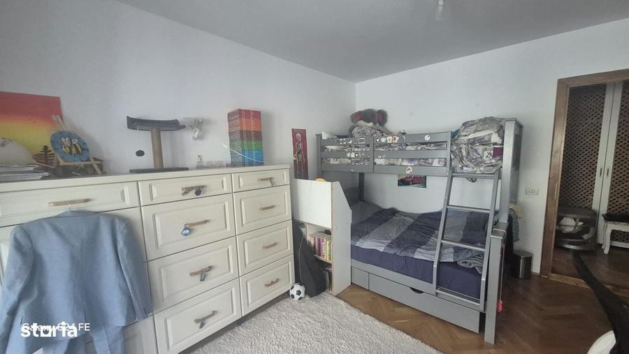 Apartament cu 3 camere în Central