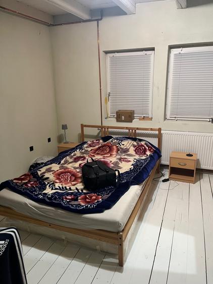 Casă cu 4 camere în Vama