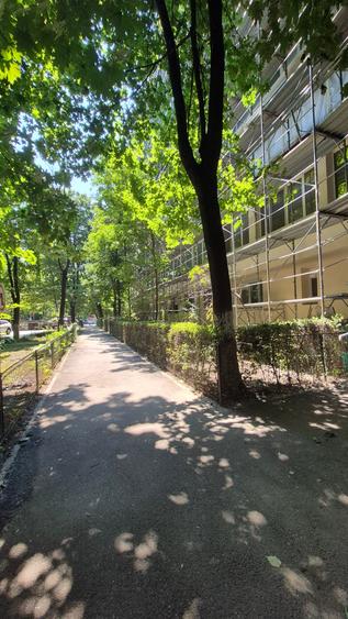 Apartament cu 2 camere semidecomandat în Brâncoveanu