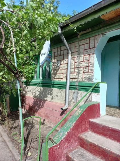 Casă cu 3 camere cu Teren 2950 Mp în Greceanca