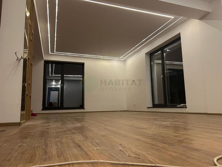 Casă individuală cu 4 camere cu Canalizare în Tunari