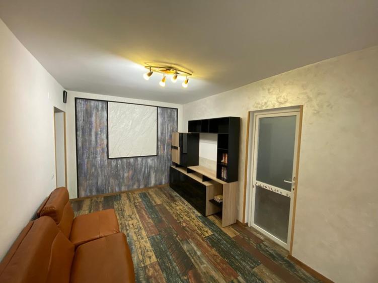 Apartament cu 2 camere nedecomandat, mobilat în Alecu Russo