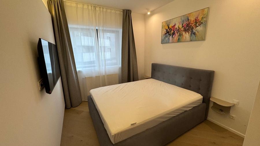 Apartament cu 3 camere decomandat, mobilat în Drumul Taberei
