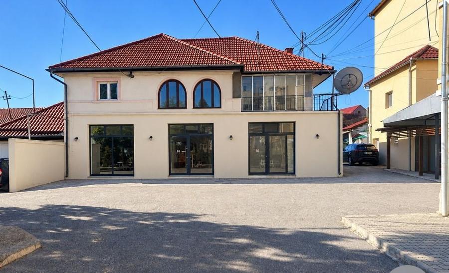 Spațiu comercial, de 122 mp, în Central