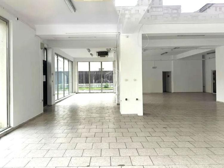 Spațiu comercial, de 254 mp, în Mănăștur