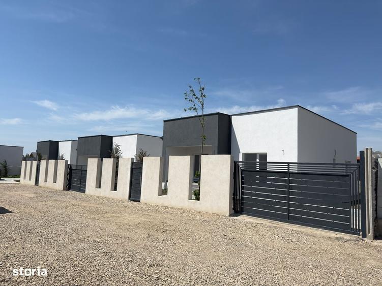 Casă cu 3 camere în Gura Câlnăului