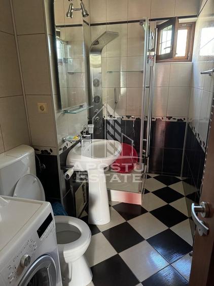 Apartament cu 3 camere decomandat, mobilat în Medicină