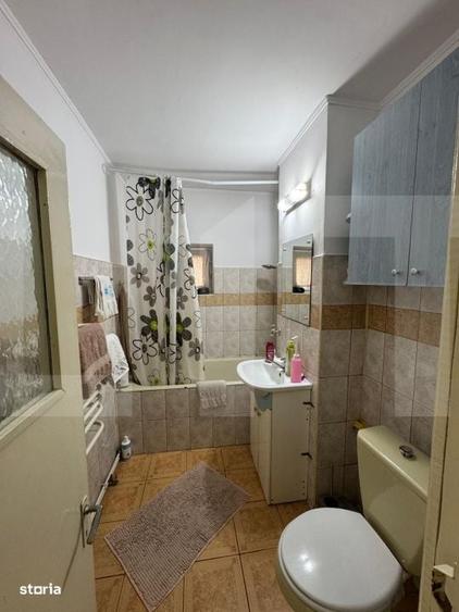 Apartament cu 3 camere decomandat în Copălău