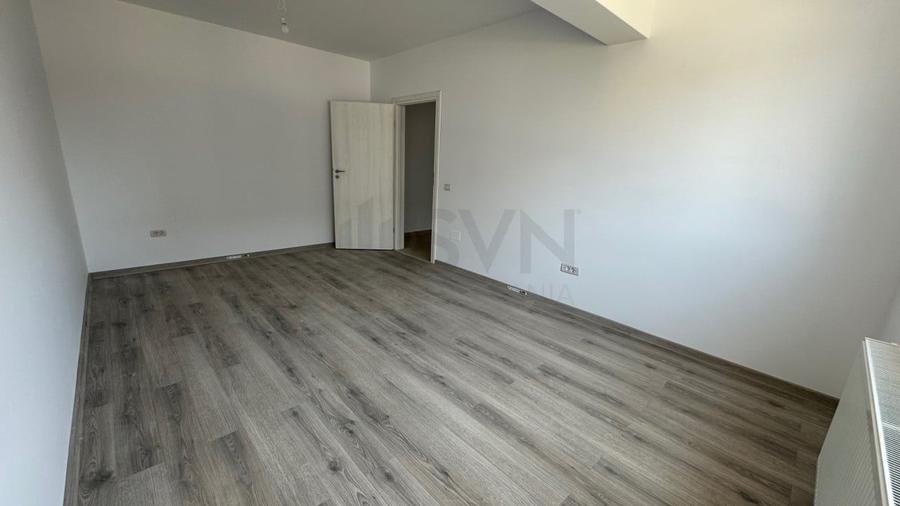 Apartament cu 3 camere decomandat în Fundeni