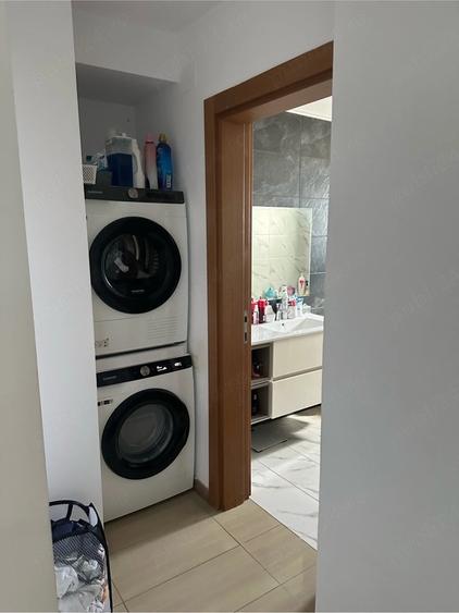 Apartament cu 3 camere decomandat în Crețuleasca