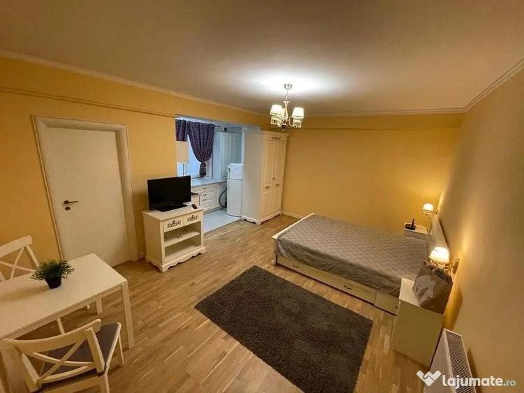 Garsonieră nedecomandată în Decebal