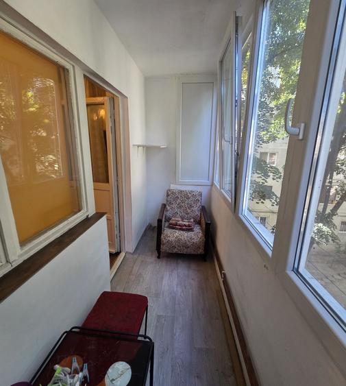 Apartament cu 2 camere semidecomandat în Exterior Vest