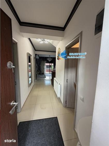 Casă cu 4 camere cu Teren 200 Mp în Central