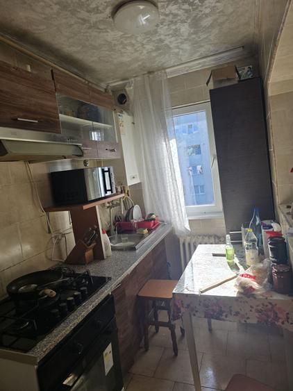 Apartament cu 2 camere decomandat în Florești