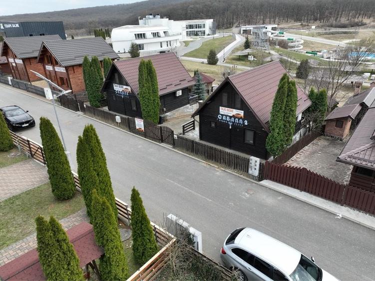 Casă cu 4 camere cu Teren 180 Mp în Central