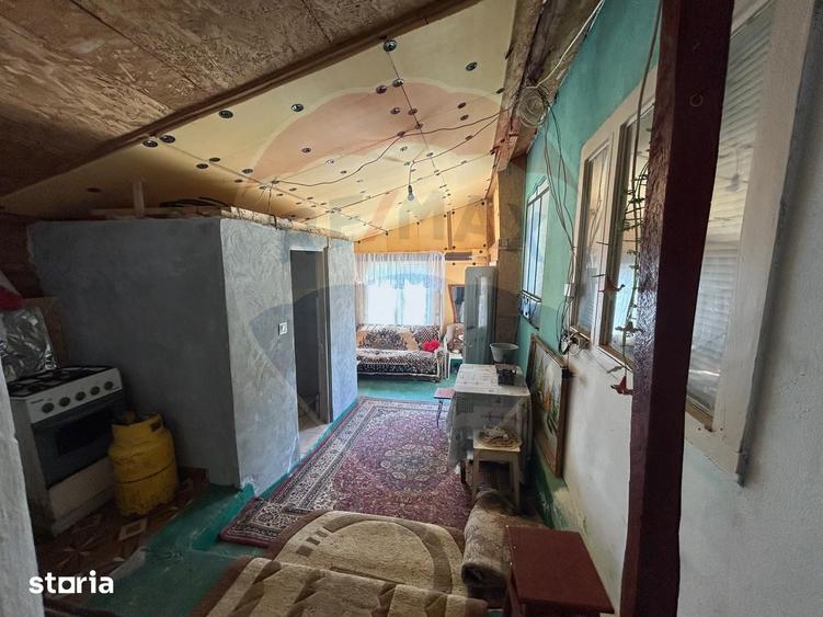 Casă cu 4 camere cu Teren 700 Mp în Chiojdu