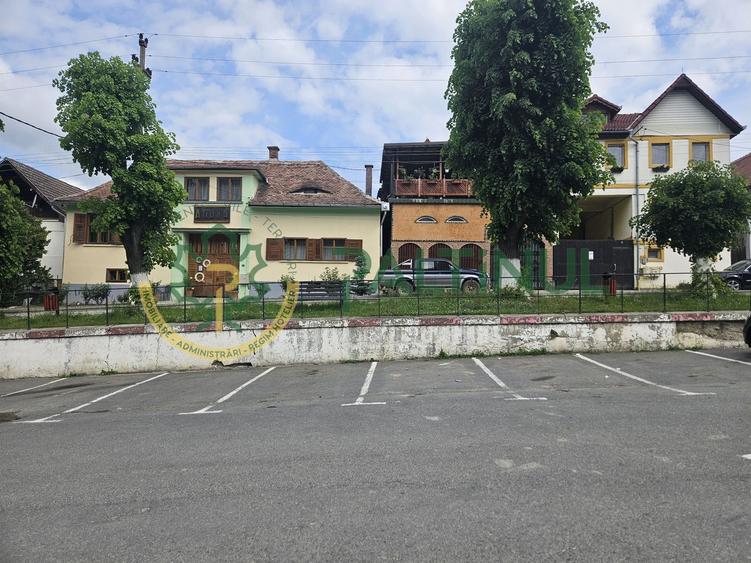 Casă individuală cu 3 camere cu Canalizare în Cisnădioara