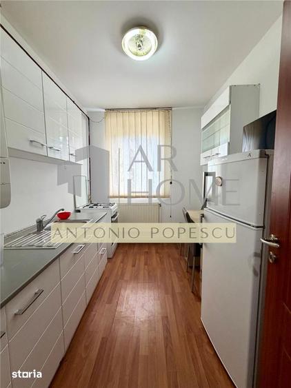 Apartament cu 2 camere semidecomandat, mobilat în Central