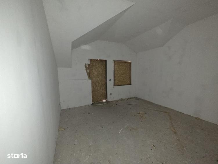 Casă cu 4 camere în Domnești-Târg