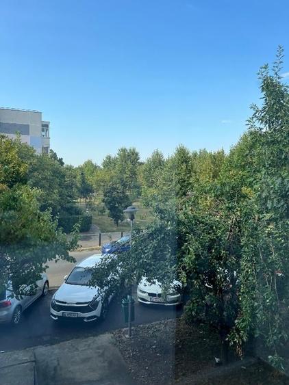 Apartament cu 2 camere decomandat în Drumul Taberei