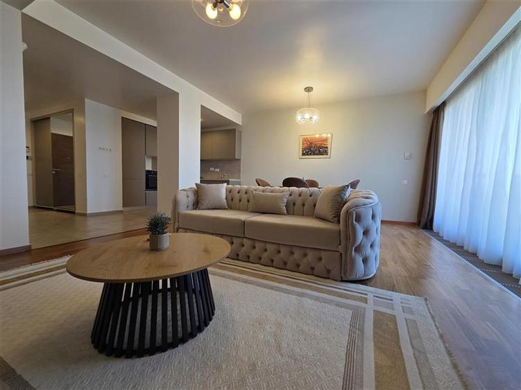 Apartament cu 2 camere decomandat, mobilat în Drumul Poienii