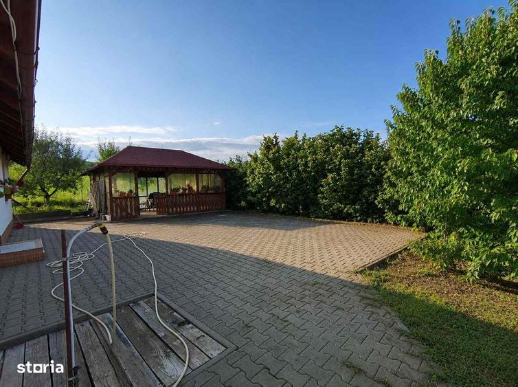 De vanzare | Casa de vacanta cu teren de 4.453 mp | Cojocna - 11