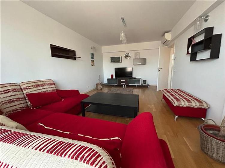 Apartament cu 2 camere decomandat în Băneasa