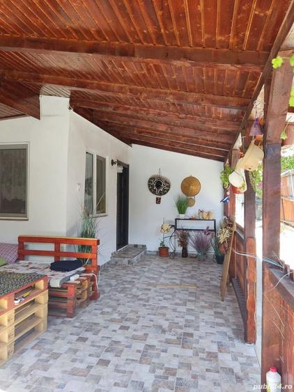 Casă cu 5 camere cu Teren 500 Mp în Berceni