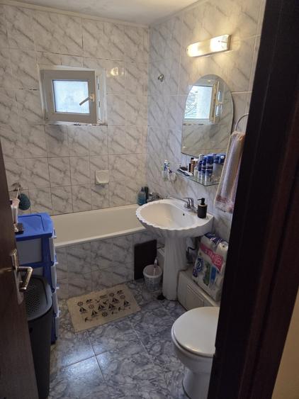 Apartament cu 3 camere decomandat în Nord