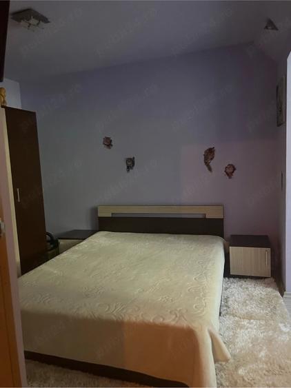 Apartament cu 3 camere semidecomandat în Exterior Vest