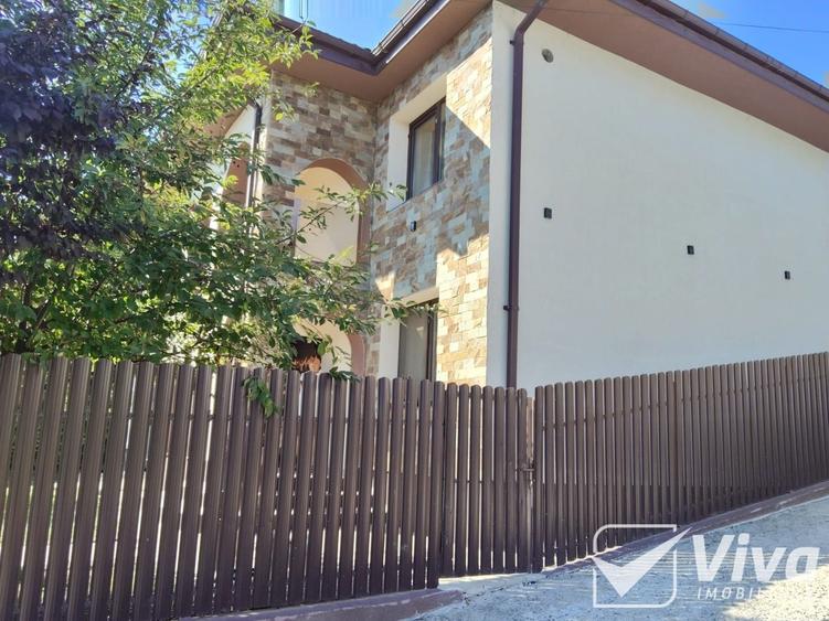Casă individuală cu 5 camere cu Canalizare în Valea Adâncă