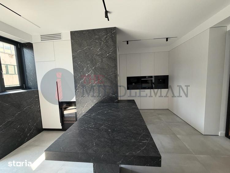 Apartament cu 4 camere în Primăverii
