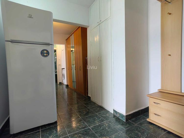 Vanzare apartament 3 camere, etaj 4/4, Mihai Bravu, Ploiesti