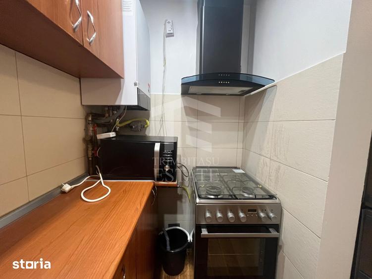 Apartament cu 3 camere în Vitan