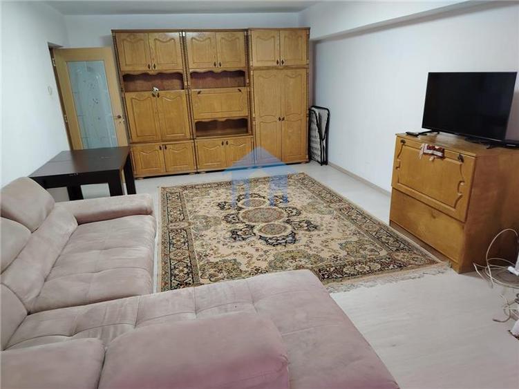 Apartament cu 3 camere decomandat în Mărăști