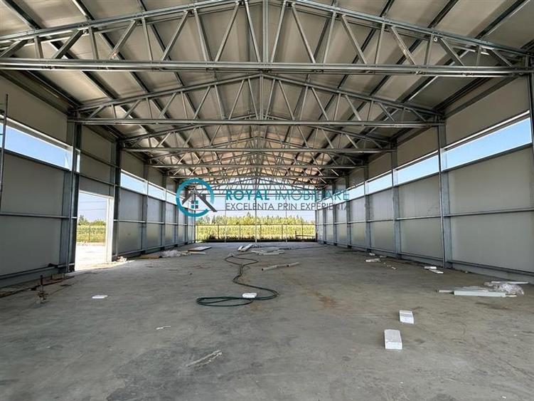 Spațiu industrial, de 590 mp, în Exterior Nord
