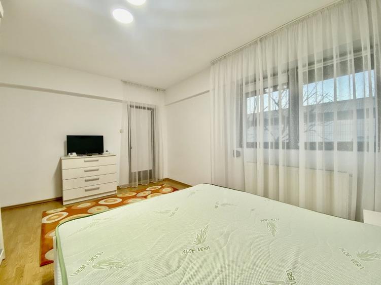 Apartament cu 3 camere decomandat, mobilat în Nord