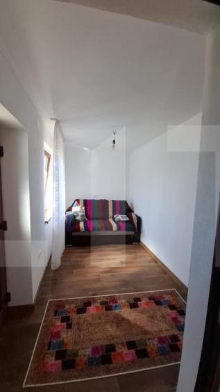 Casă individuală cu 6 camere cu Canalizare în Cezieni