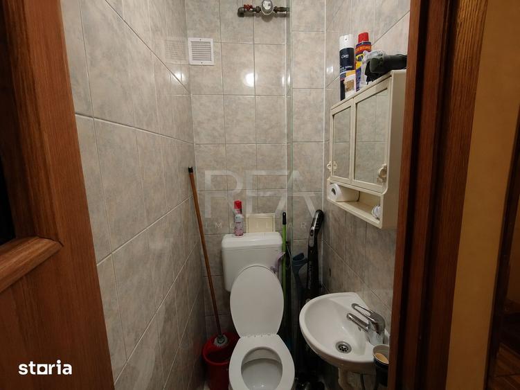 Apartament cu 4 camere decomandat, mobilat în Titan