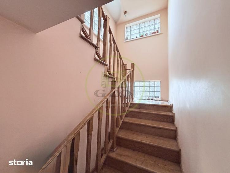 Casă cu 5 camere cu Teren 581 Mp în Brestei