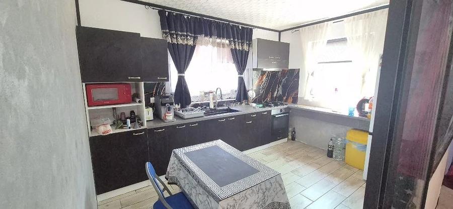 Casă cu Teren 500 Mp în Dascălu