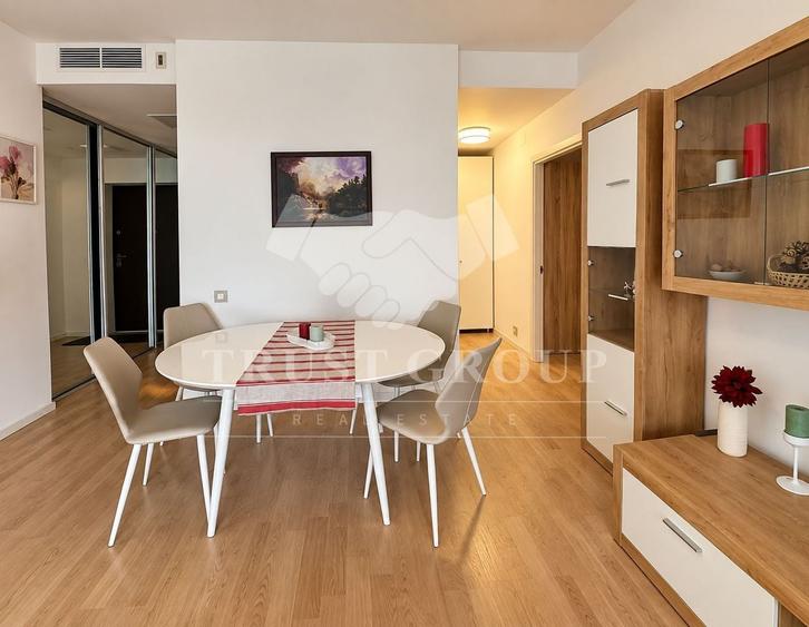 Apartament cu 3 camere semidecomandat în Herăstrău