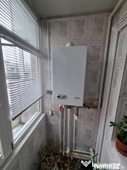 Apartament cu 4 camere decomandat în Faleza Nord