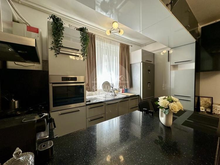 Apartament cu 3 camere semidecomandat, mobilat în Dudu