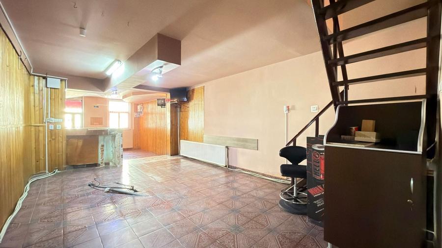 Spațiu comercial, de 161 mp, în Central