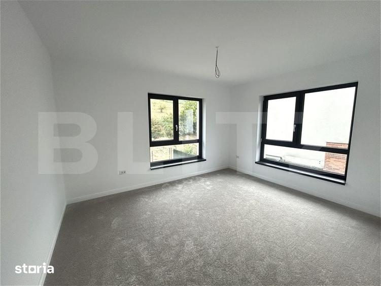 Casă cu 4 camere cu Teren 240 Mp în Central