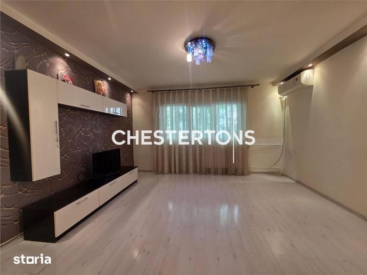 Apartament cu 3 camere decomandat în Drumul Taberei