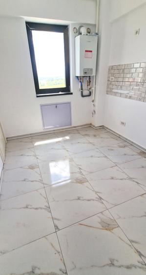 Apartament cu 3 camere decomandat în Galata